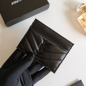 Saint Laurent Monogram Card Case In Matelasse Lambskin Black