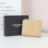 Saint Laurent Monogram Zipped Bifold Card Case In Grained Matelasse Leather Apricot/Gold