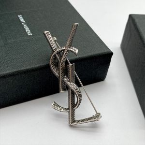 Saint Laurent Opyum Brooch In Snake Metal Silver